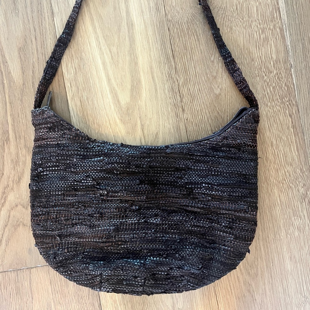 Nadras hand maid creations, choc. Brown crossbody not adjustable